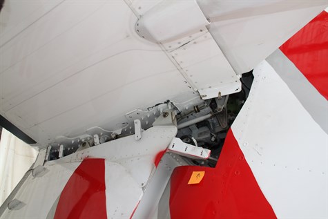 Figure 3: Left tailplane attachments 